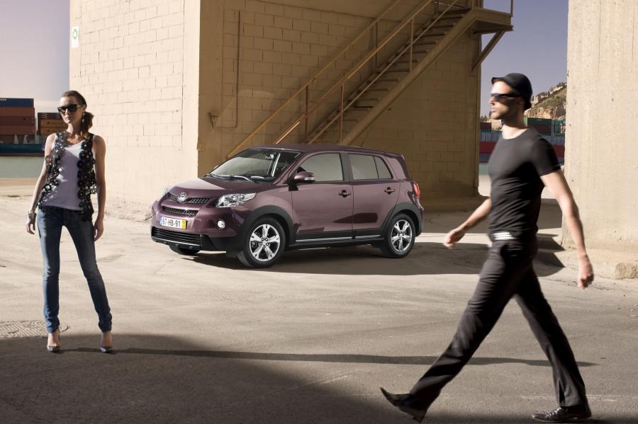  Toyota Urban Cruiser 2009 года  (фото 53 из 113)